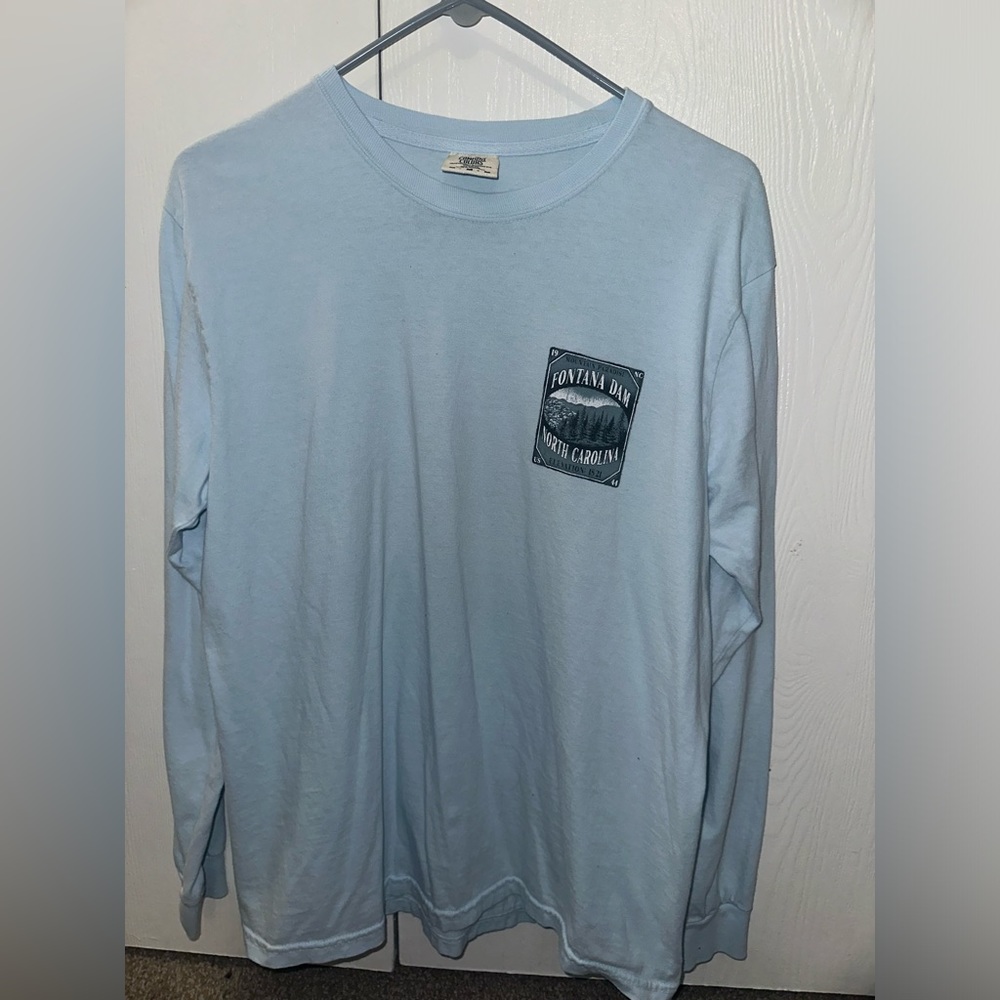 LIKE NEW women’s comfort colors long sleeve